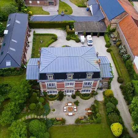 Manoir Le Louis Xxi Penzion 4*