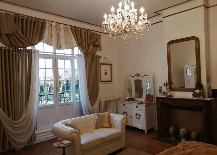 Manoir Le Louis Xxi Гостевой дом 4*