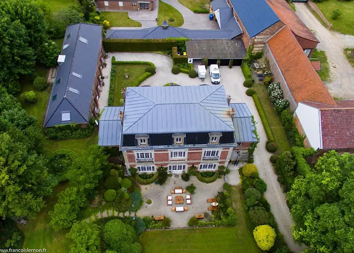 Manoir Le Louis Xxi Konukevi 4*