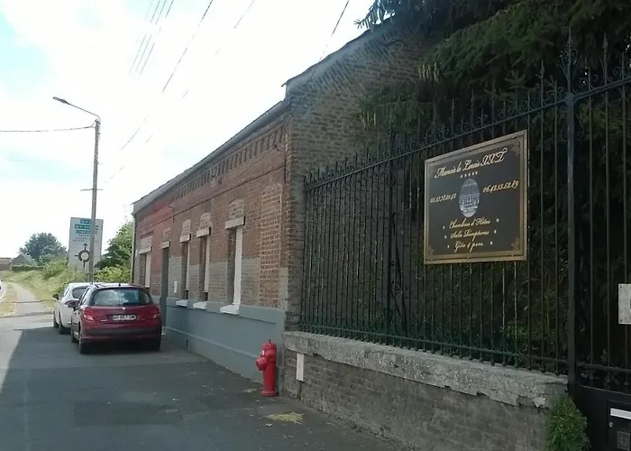 Manoir Le Louis Xxi Konukevi 4*